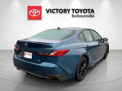 New 2026 Toyota Camry SE FWD image 5
