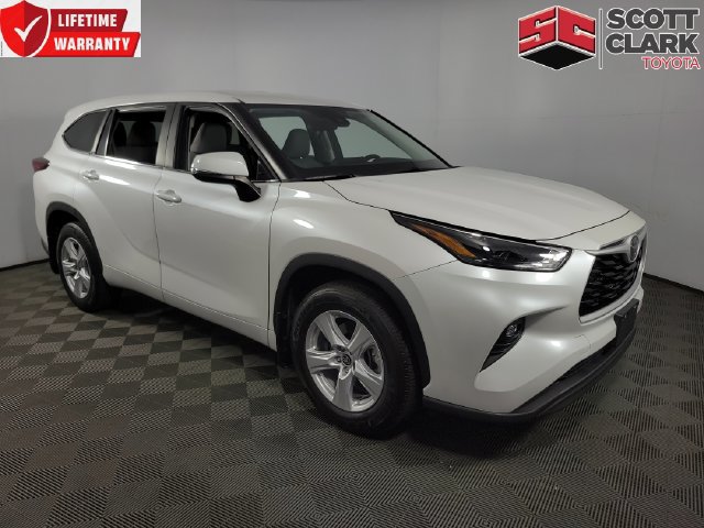 Used 2024 Toyota Highlander LE FWD 360° Tour