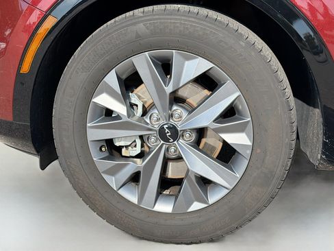 Used 2023 Kia Sportage SX image 38