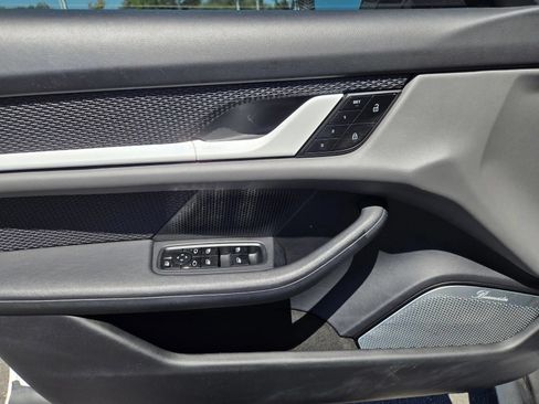 Certified 2021 Porsche Taycan Turbo AWD/4WD image 20
