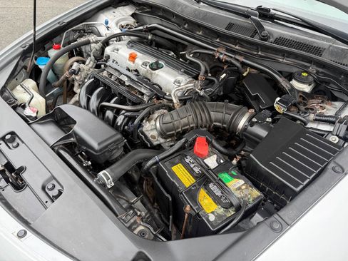 Used 2010 Honda Accord EX-L image 32