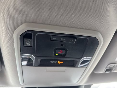 Used 2022 Toyota Tundra SR5 image 16