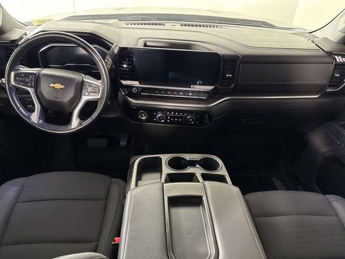 Used 2022 Chevrolet Silverado 1500 LT w/ Protection Package image 40