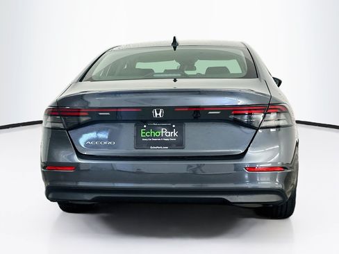 Used 2025 Honda Accord SE image 7