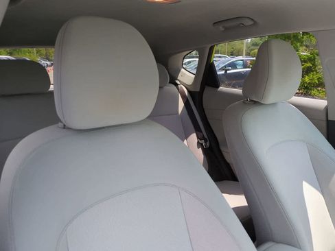 Used 2025 Hyundai Kona SEL AWD/4WD image 7