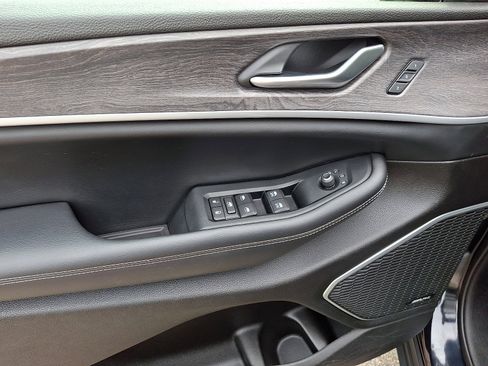 Certified 2023 Jeep Grand Cherokee 4WD 4xe image 13
