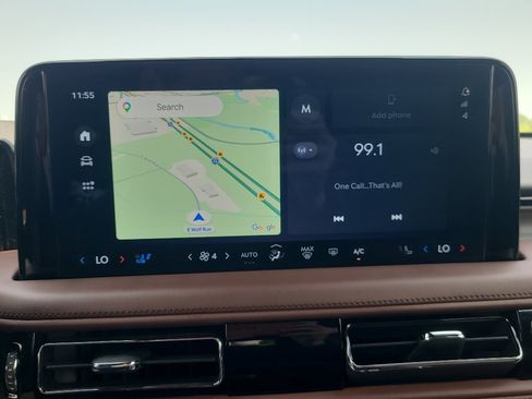 Used 2025 Lincoln Aviator Reserve w/ Equipment Group 201A AWD/4WD image 23