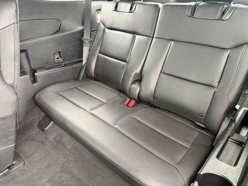 Certified 2022 Ford Explorer XLT w/ Equipment Group 202A AWD/4WD image 12