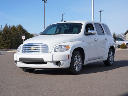 Used 2008 Chevrolet HHR LT image 7