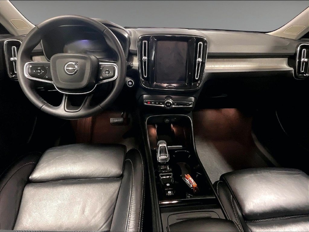 Used 2024 Volvo XC40 B5 Plus w/ Protection Package Premier AWD/4WD image 21