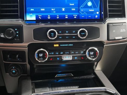 Certified 2022 Ford F250 Platinum image 23