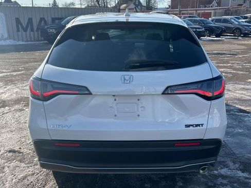 Used 2025 Honda HR-V Sport image 10