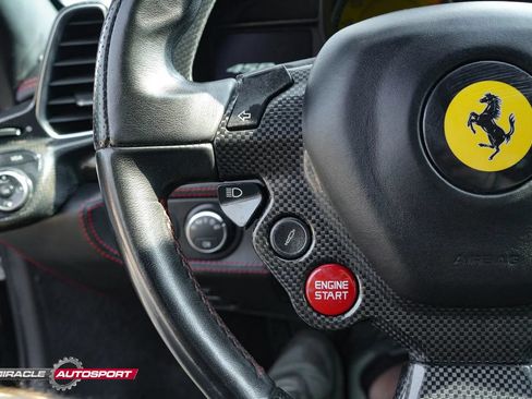Used 2011 Ferrari 458 Italia Coupe RWD image 28