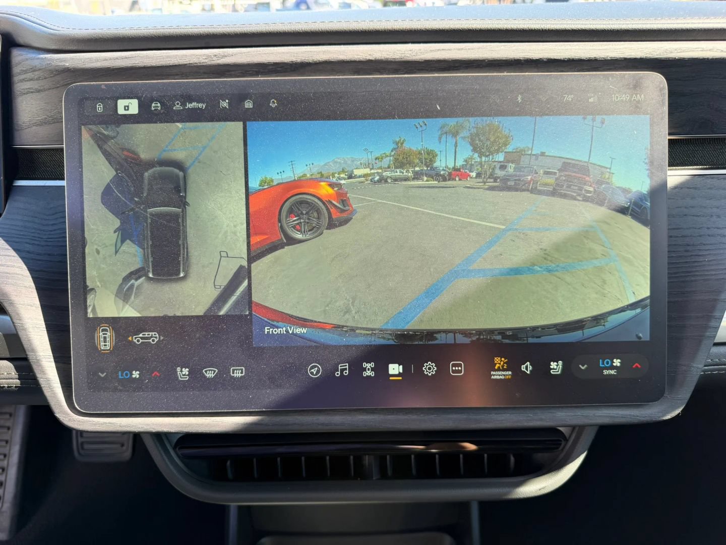 Used 2025 Rivian R1S Adventure Dual AWD/4WD image 53