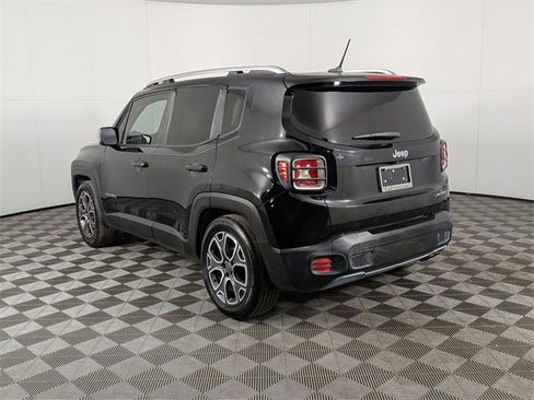Used 2015 Jeep Renegade Limited image 3