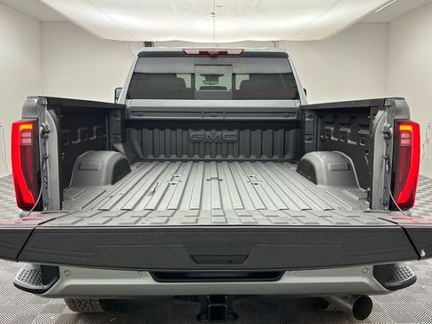 New 2026 GMC Sierra 2500 Denali w/ Denali Reserve Package image 10