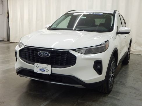New 2025 Ford Escape SE FWD image 9