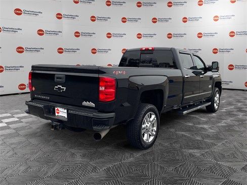 Used 2018 Chevrolet Silverado 2500 High Country w/ Duramax Plus Package image 5