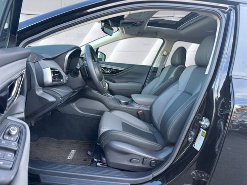 Used 2025 Subaru Outback Onyx Edition image 7