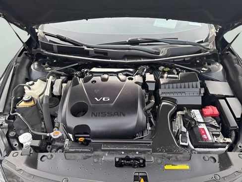 Used 2019 Nissan Maxima Platinum w/ Reserve Package image 28