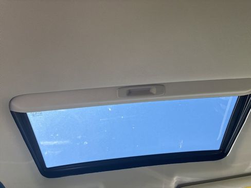 Used 2024 INFINITI QX80 Luxe image 11