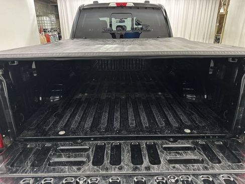 Used 2021 Ford F250 Lariat w/ Lariat Ultimate Package AWD/4WD image 23