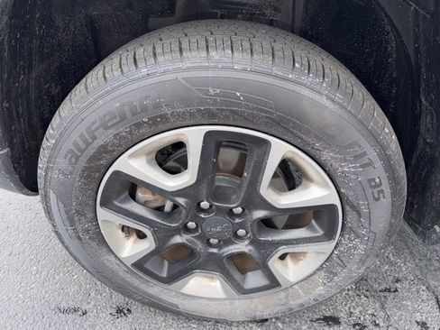 Used 2018 Jeep Compass Trailhawk w/ Leather Interior Group image 31