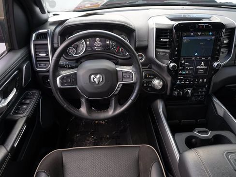 Used 2023 RAM 1500 Laramie AWD/4WD image 20