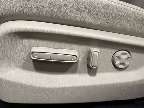 New 2026 Honda Odyssey EX-L image 8