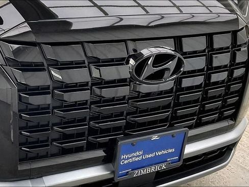 Certified 2025 Hyundai Palisade Limited AWD/4WD image 29