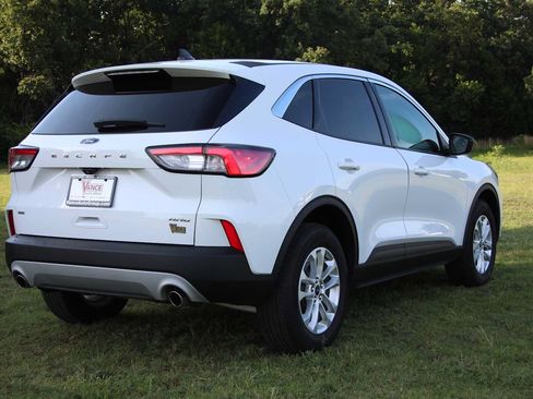 Used 2022 Ford Escape SE w/ Cold Weather Package AWD/4WD image 14