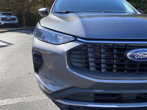 Used 2024 Ford Escape Active image 14