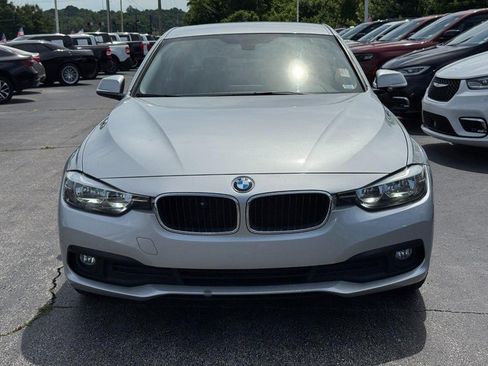 Used 2016 BMW 320i Sedan RWD image 9