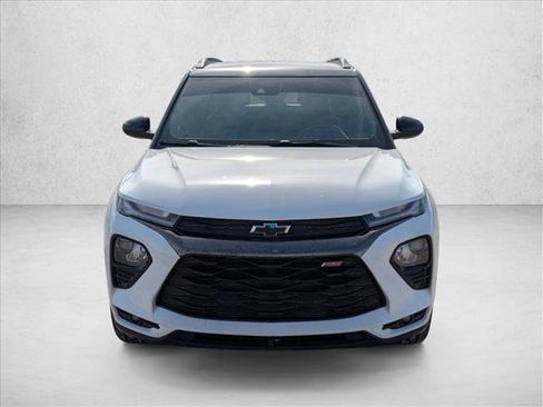 Used 2023 Chevrolet TrailBlazer RS w/ Convenience Package image 2