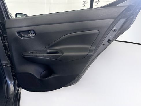 Used 2025 Nissan Versa SV FWD image 28