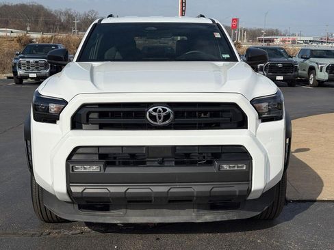 Certified 2025 Toyota 4Runner SR5 image 9