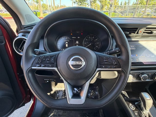 Used 2023 Nissan Kicks SV FWD image 19