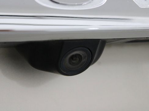 Used 2016 Chrysler Town & Country Touring w/ Driver Convenience Group FWD image 14