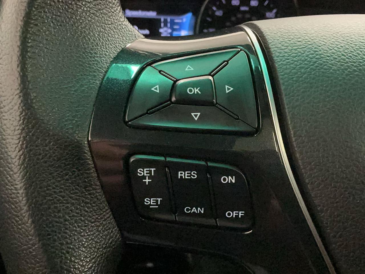 Used 2017 Ford Explorer Limited w/ Equipment Group 303A AWD/4WD image 25
