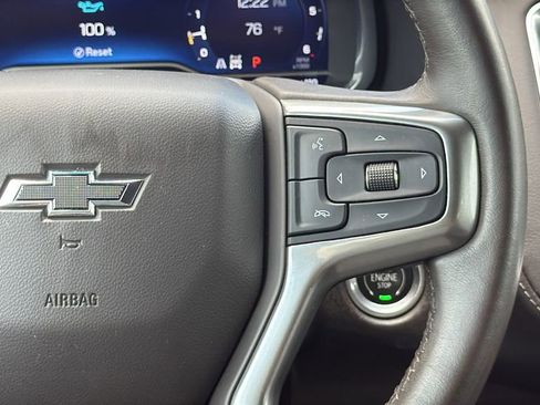 Used 2022 Chevrolet Suburban Z71 AWD/4WD image 23