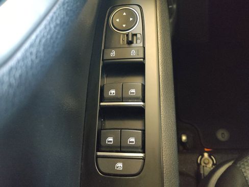 Used 2025 Kia Soul S image 27