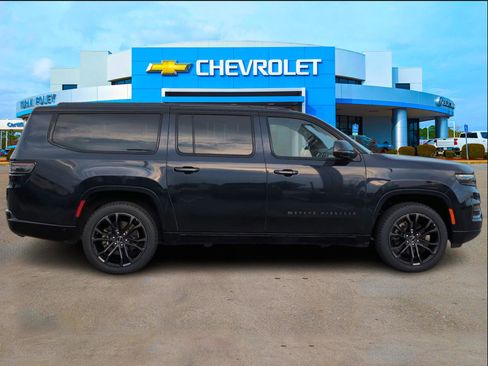 Used 2024 Jeep Grand Wagoneer L Series II w/ Quick Order Packagew 28T image 6