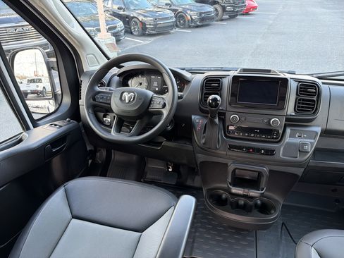 Used 2025 RAM ProMaster 3500 w/ Convenience Group image 21