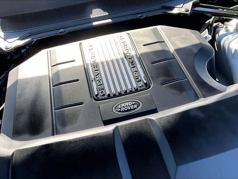 Used 2018 Land Rover Range Rover Sport HSE image 35