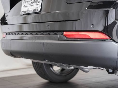 New 2025 Jeep Grand Cherokee Altitude w/ Trailer Tow Package image 8