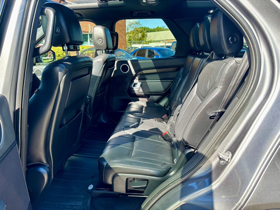 Used 2018 Land Rover Discovery HSE AWD/4WD image 14