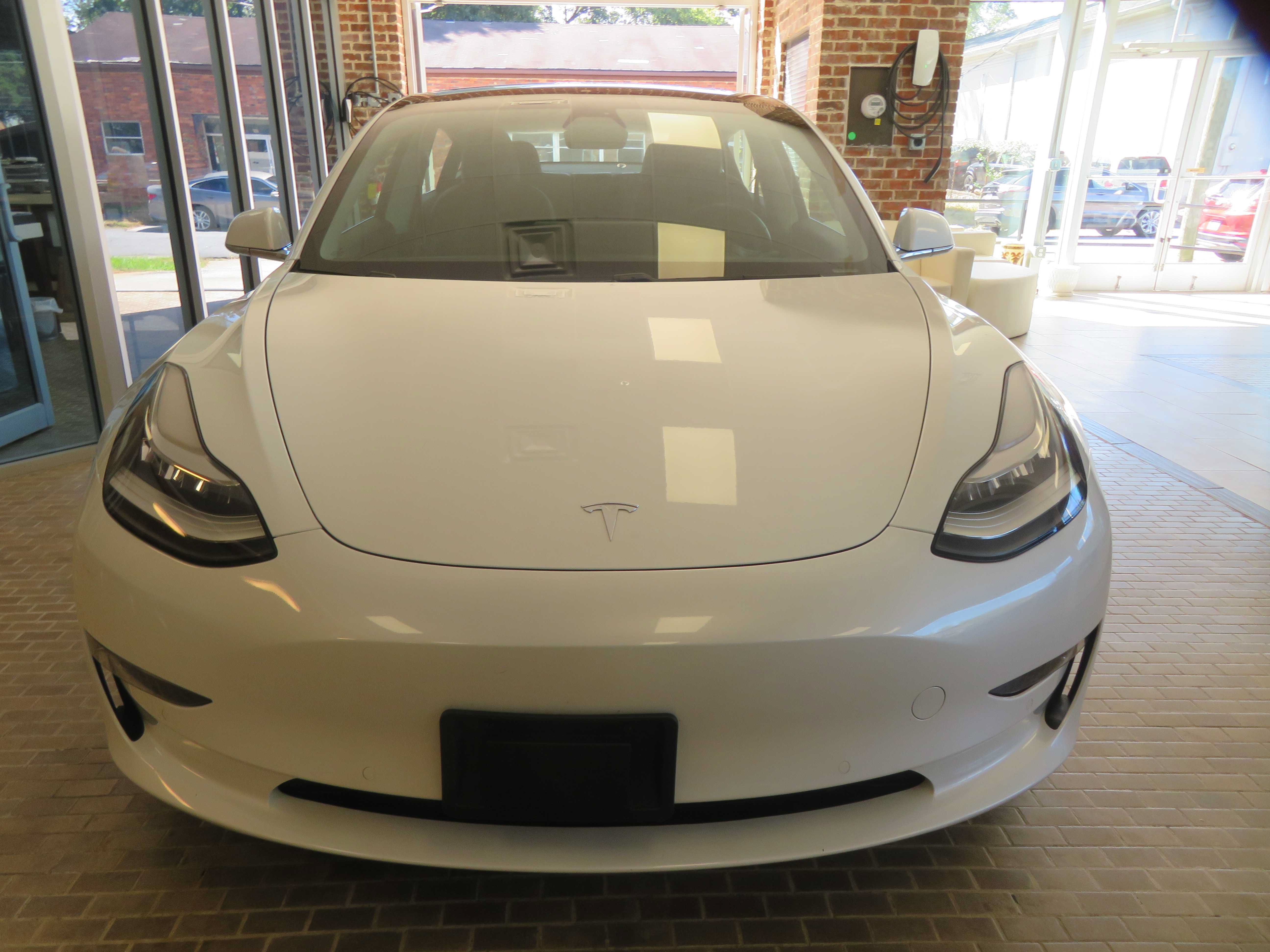 Used 2018 Tesla Model 3 Long Range AWD/4WD image 2