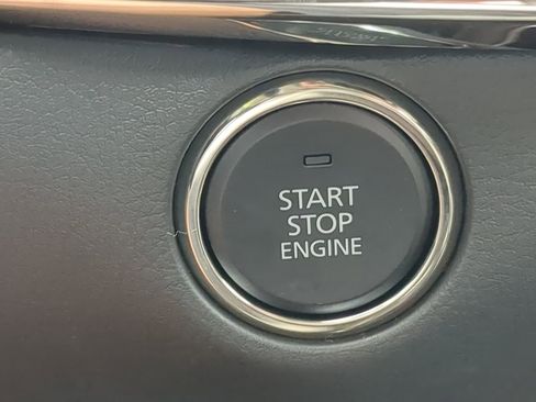 Certified 2025 MAZDA CX-30 2.5 Turbo w/ Premium Package image 27