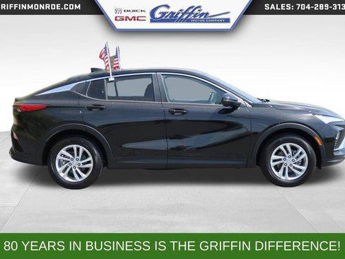New 2026 Buick Envista Preferred w/ Convenience I Package FWD image 3