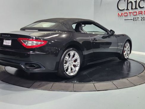 Used 2015 Maserati GranTurismo Sport RWD image 19